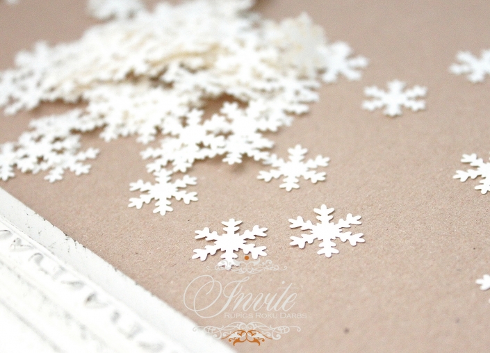DETAILS LOVING snowflake confetti